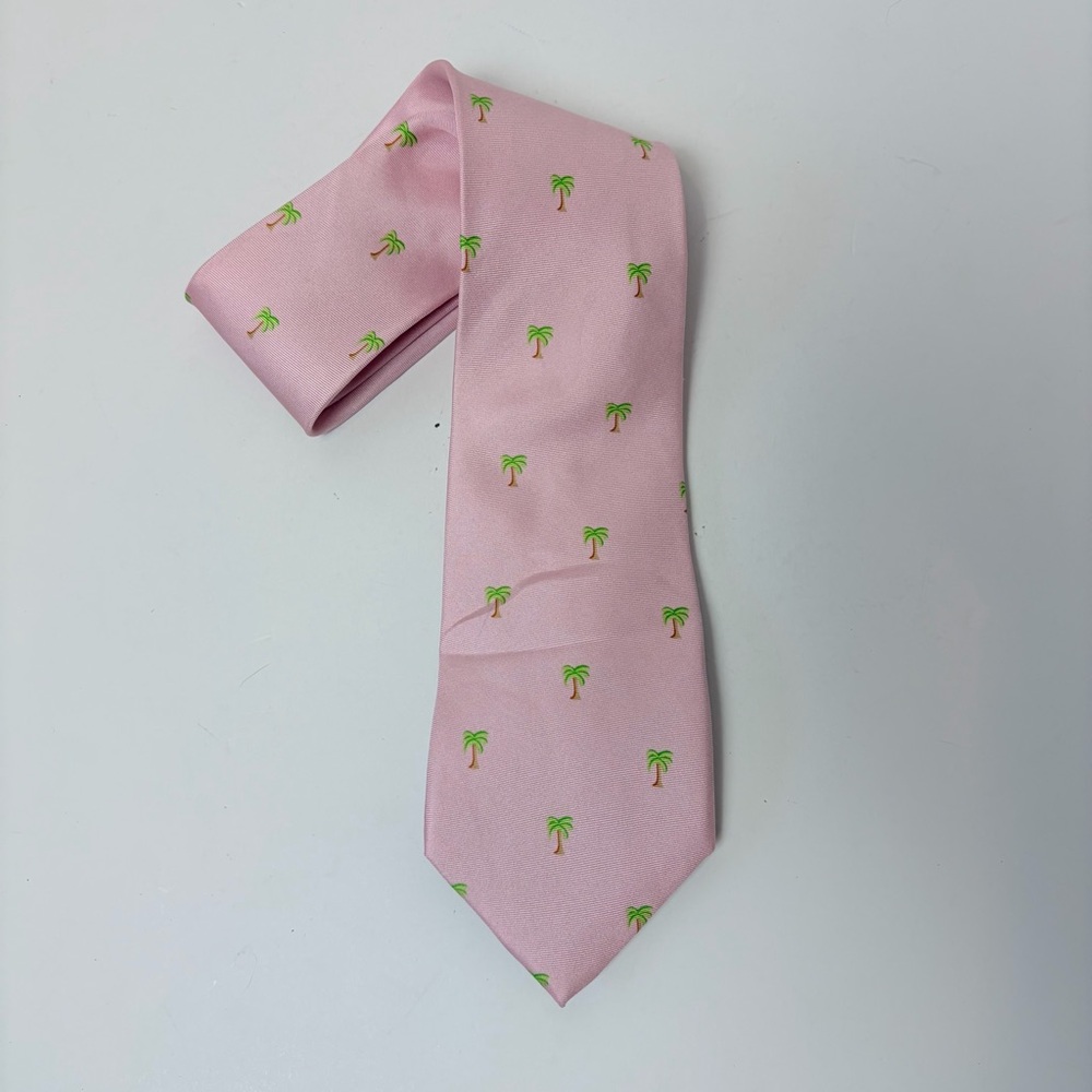 J. Crew The Silk Tie Pink with Green Palm Trees 100% Silk Tie‎